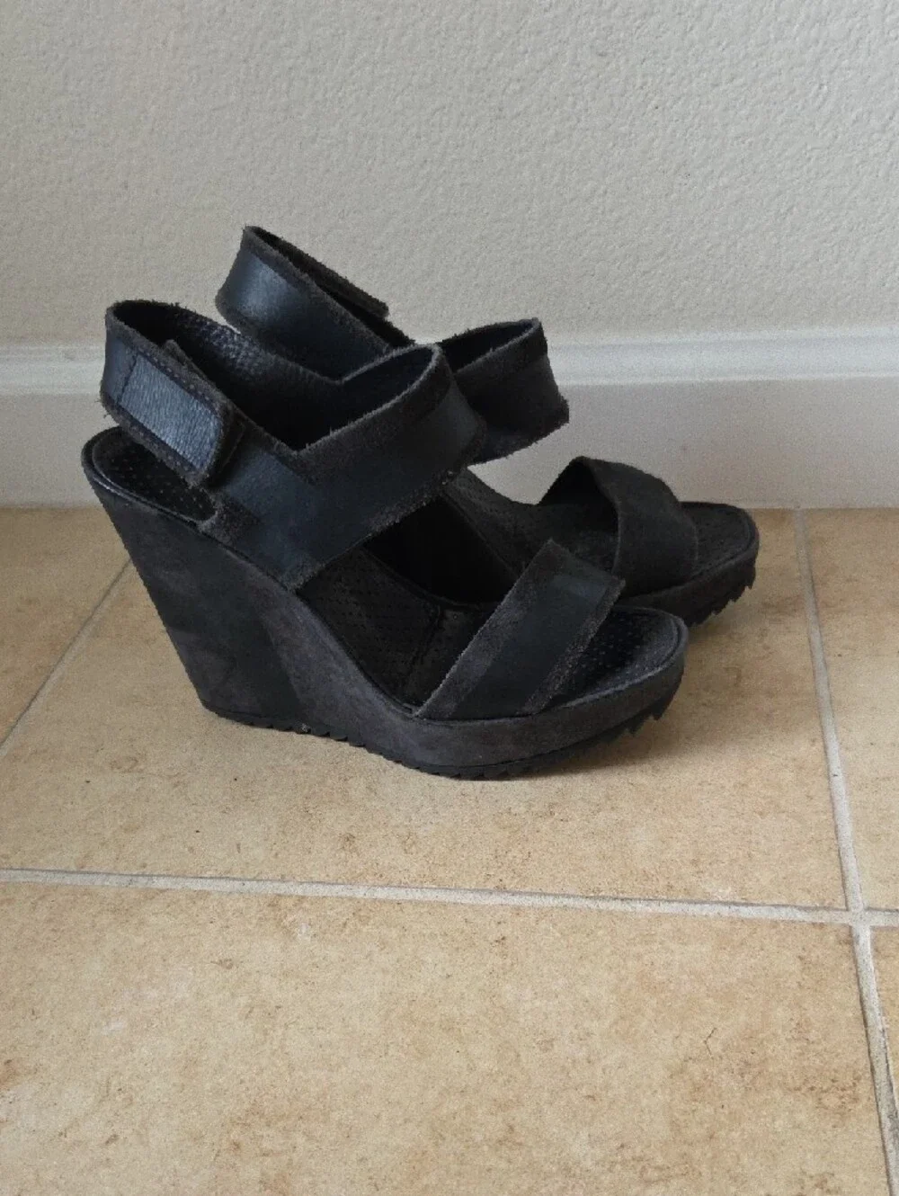 Pedro Garcia Black Leather & Suede Wedge Platform Sandals Velcro 4.5